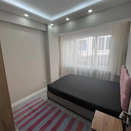 Apartmán Sehirin Kalbinde Butun Avmler 3dk Tasarim Ev